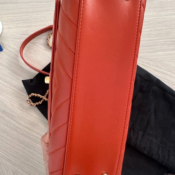 Chanel Small Coco Top Handle Chevron Quilted Flap Calfskin Red Orange/Gold Hrdwr - Picture 5 of 15